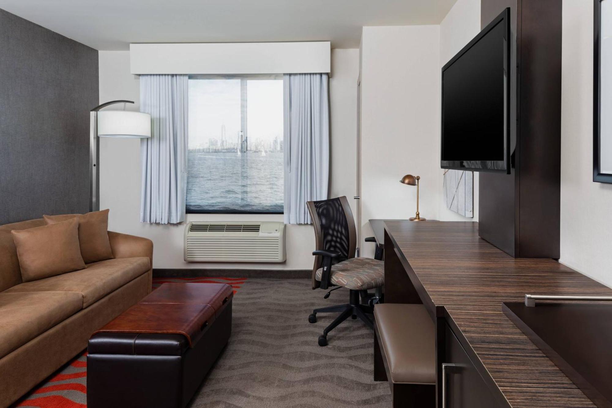 Fairfield Inn & Suites By Marriott New York Staten Island Extérieur photo